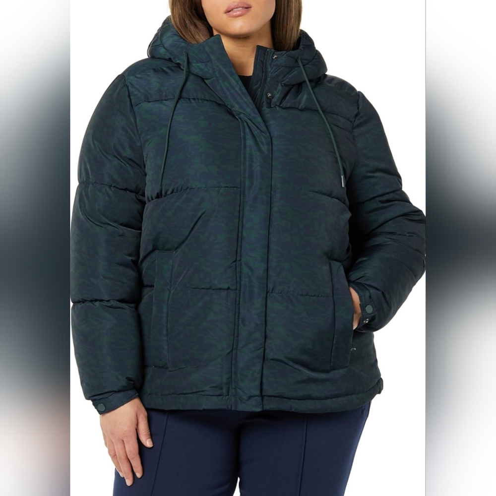 Water Repellent Sherpa Lined Hooded Puffer Jacket NWT Size Large